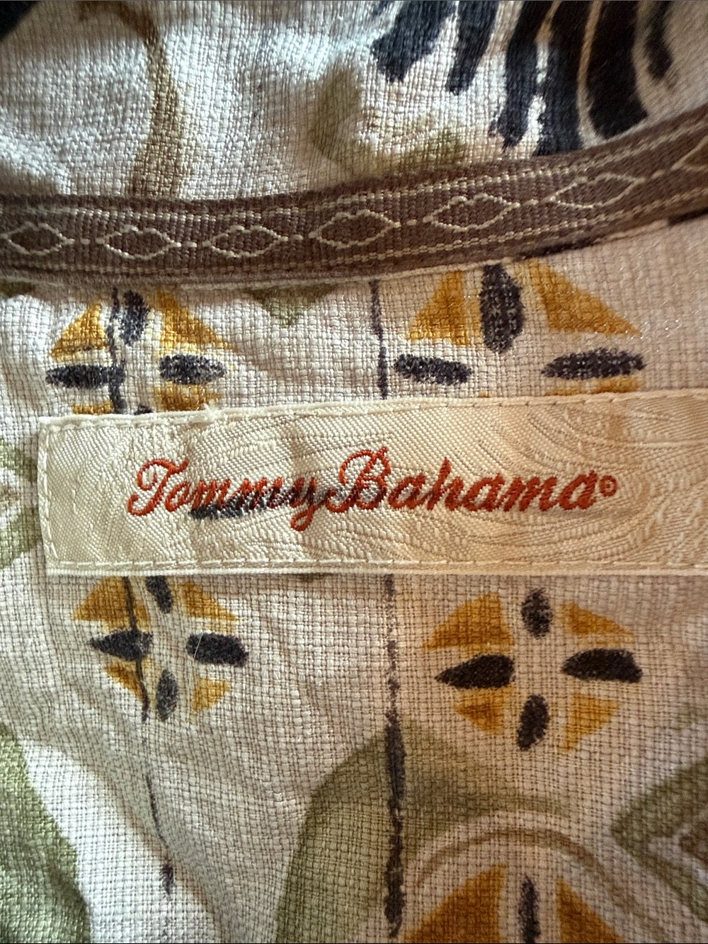 Tommy Bahama Blue Koi Print Short-Sleeve Button-Down Shirt - Picture 2 of 3